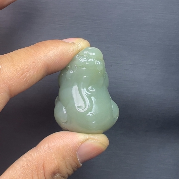 宝***子和田玉未镶嵌挂件