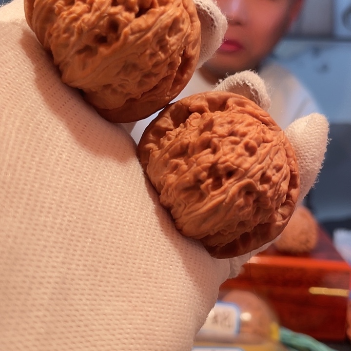 文玩核桃把件H****.4311白狮子