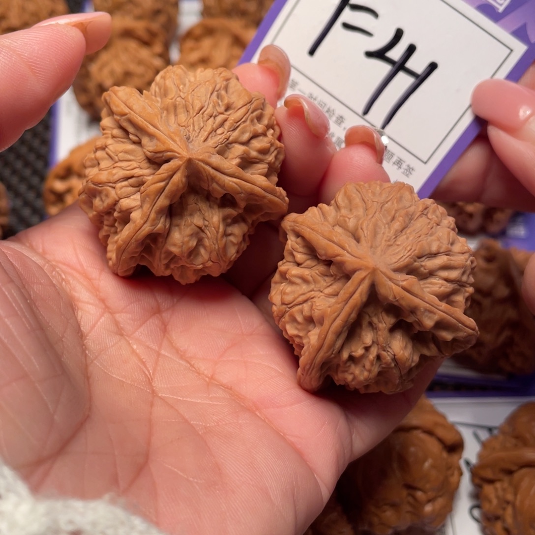 文玩核桃把件41号玉玺三棱43