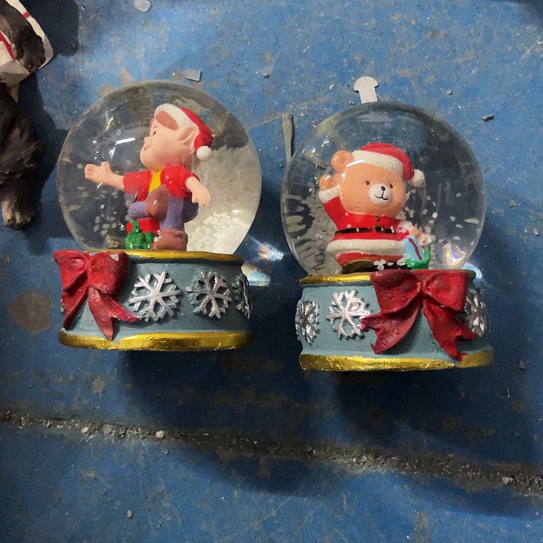 摆件     微瑕。       