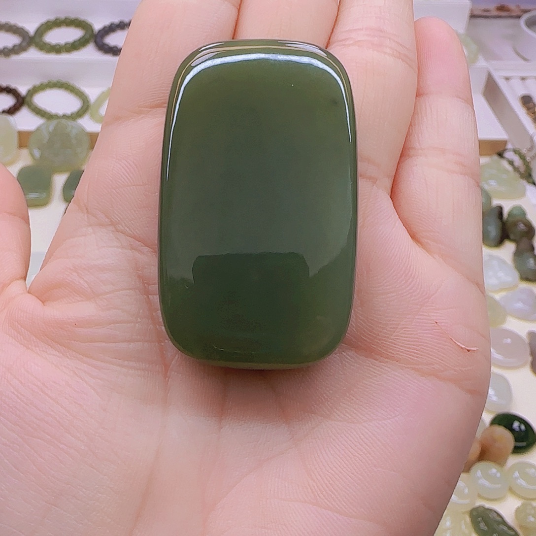 吊坠(赠链)未镶嵌和田玉