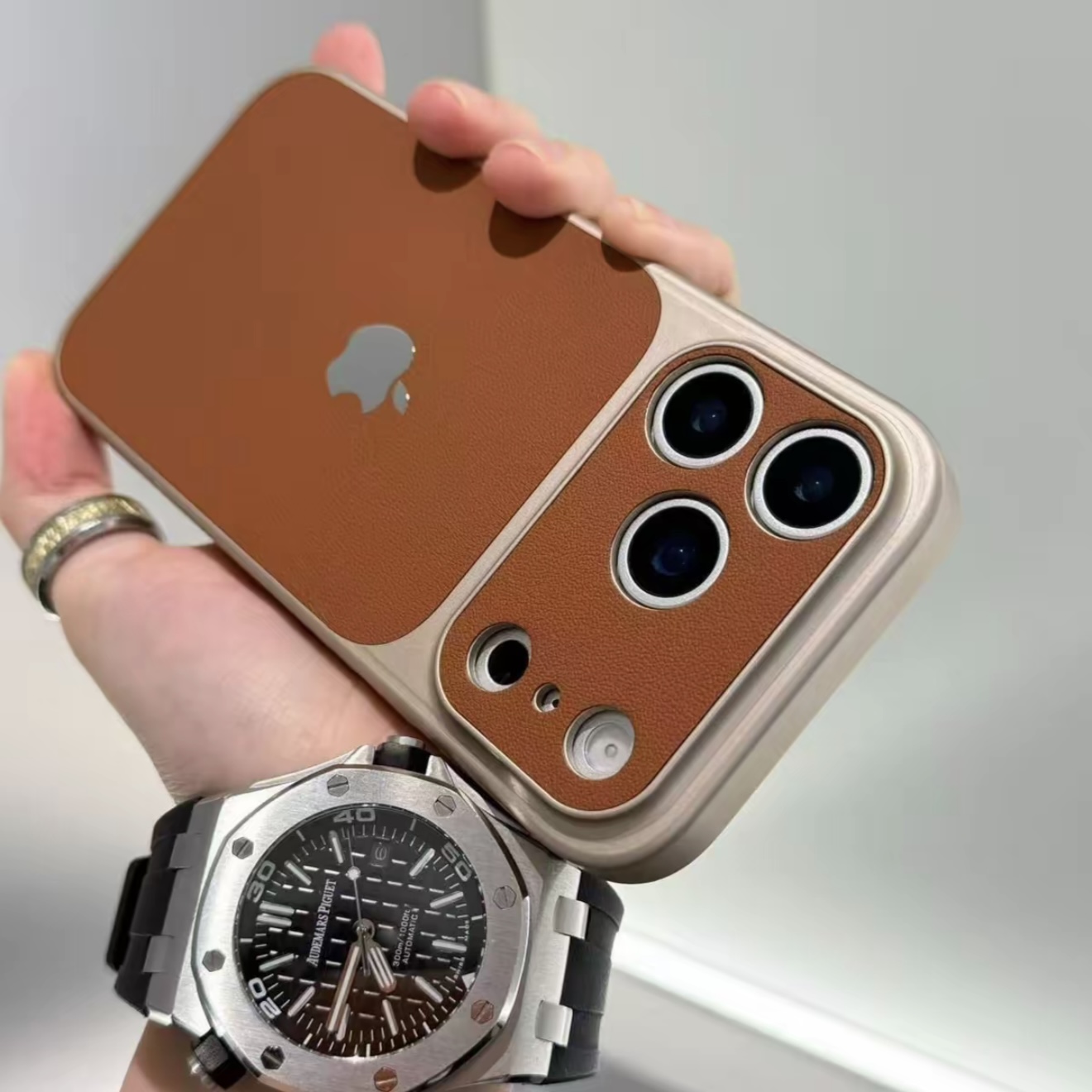 【拍照按键】精孔秒变17皮纹适用苹果iPhone17pro/16/15/14手机壳