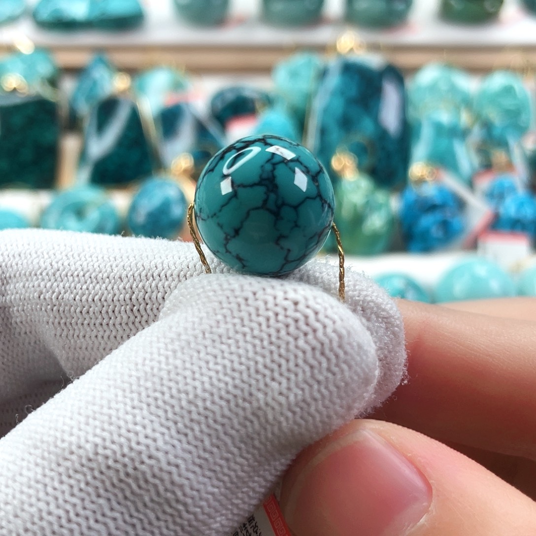 绿松石未镶嵌车挂直径15.8