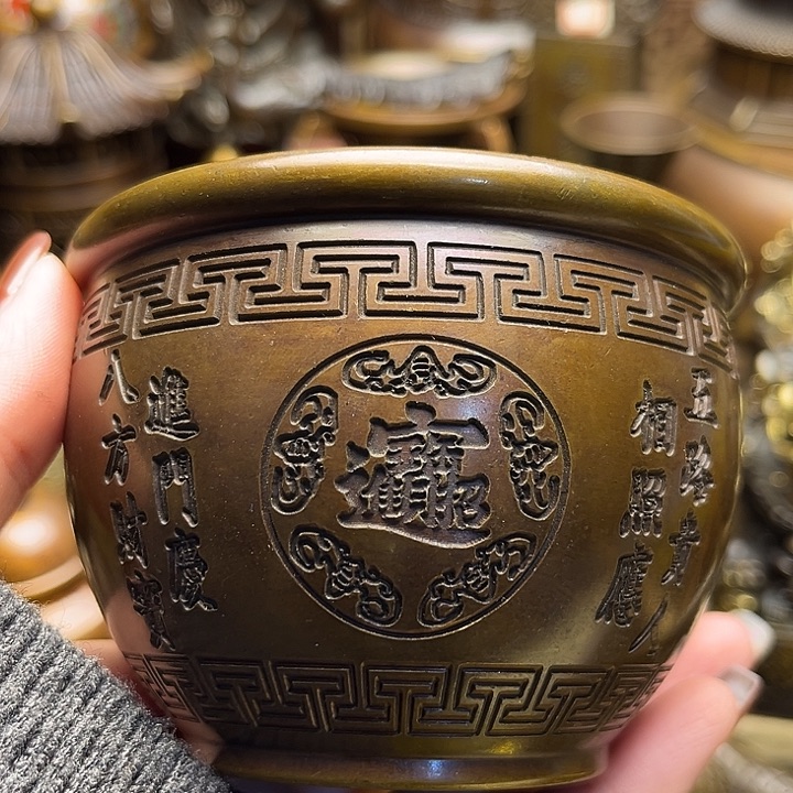 精美铜器点击下单
