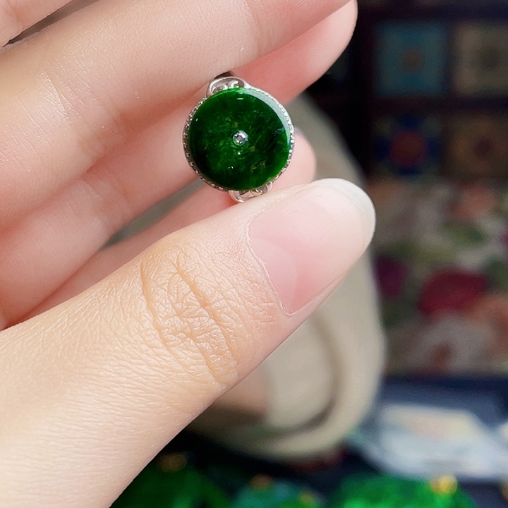 翡翠银S925镶嵌颈饰多样性