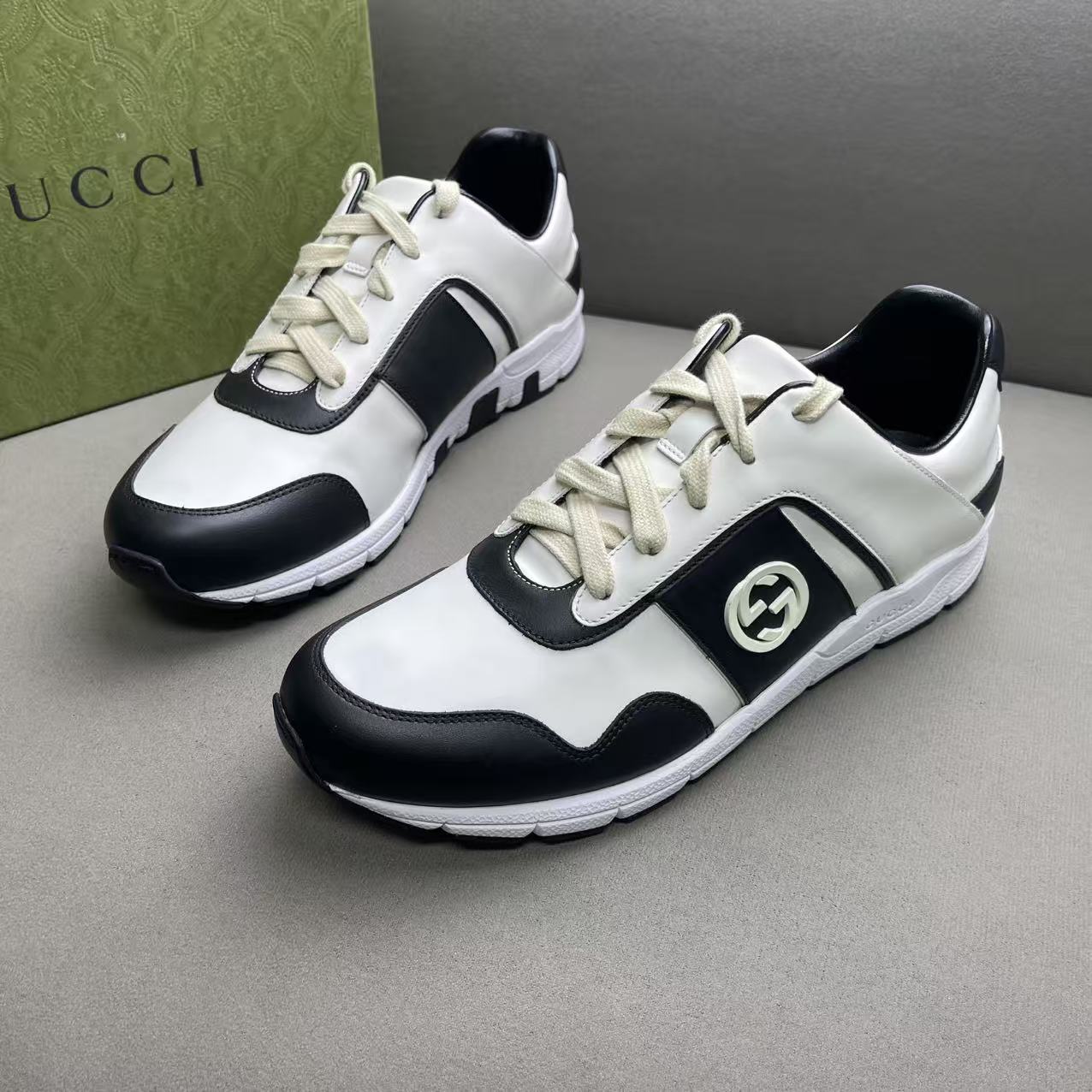 未使用 GUCCI/古驰 黑白拼色双G大logo休闲百搭运动鞋 41码