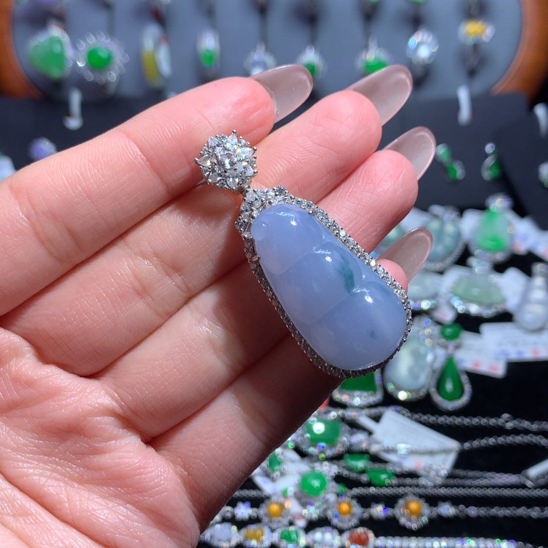 翡翠颈饰银S925镶嵌天然翡翠