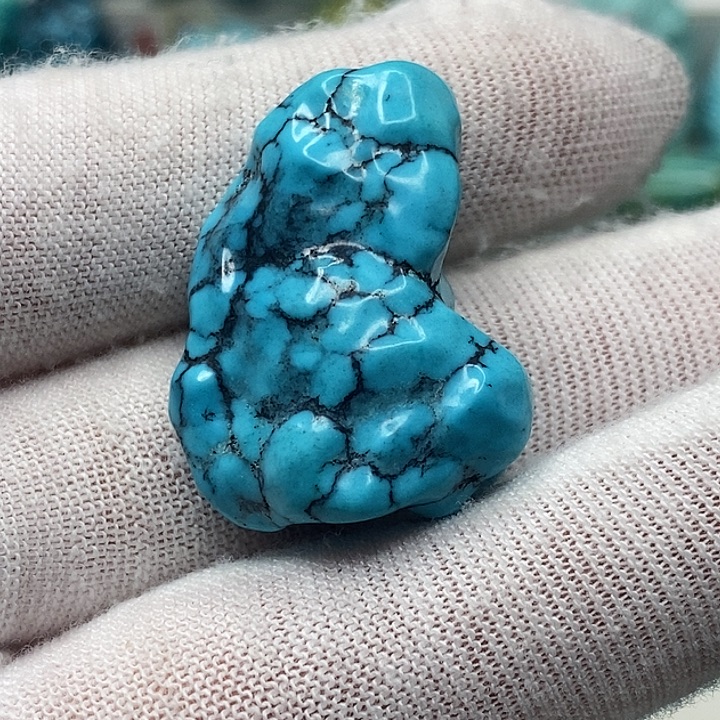 绿松石未镶嵌天然原矿 地大质检