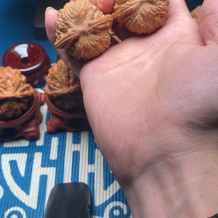 41尺文玩核桃小磨盘