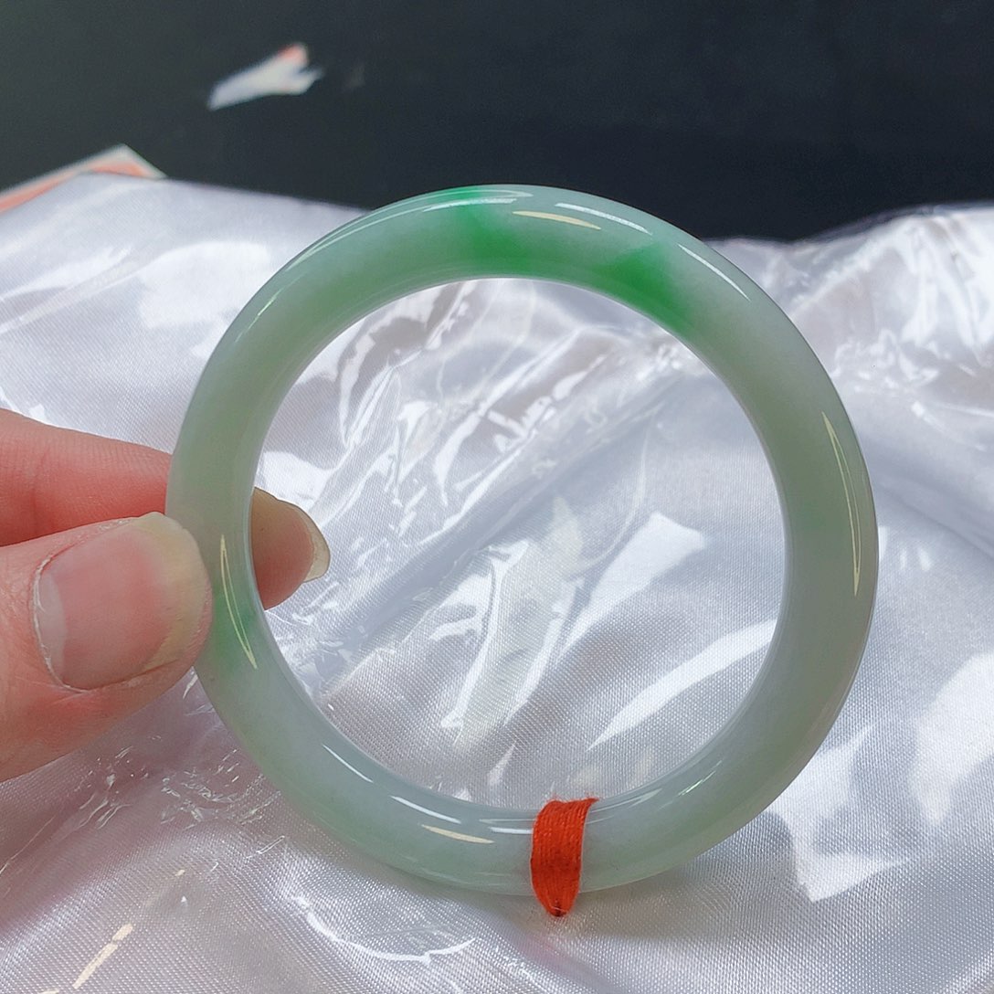 翡翠手镯未镶嵌133缅甸天然翡翠A货