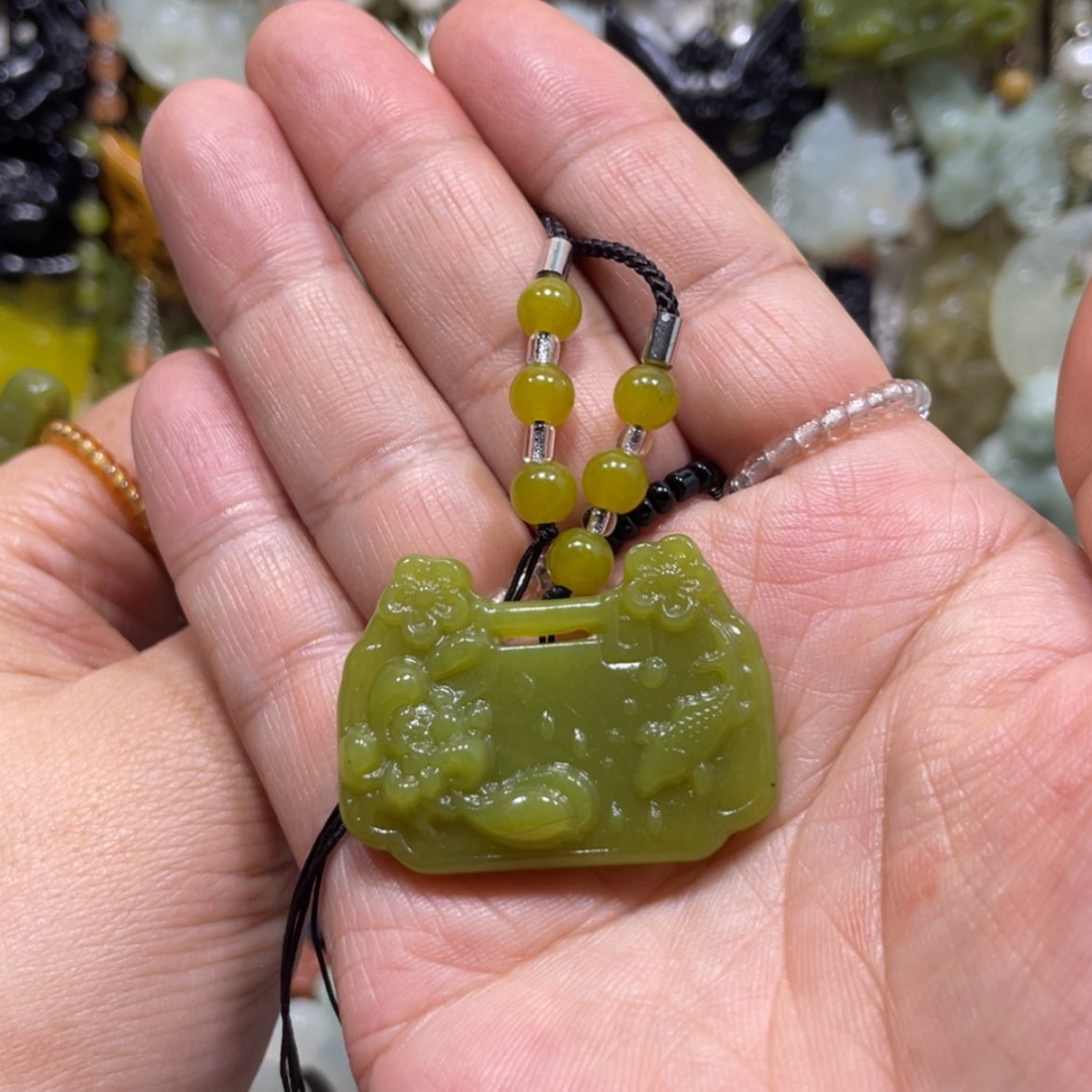 【闪购商品】岫玉颈饰未镶嵌37吊坠