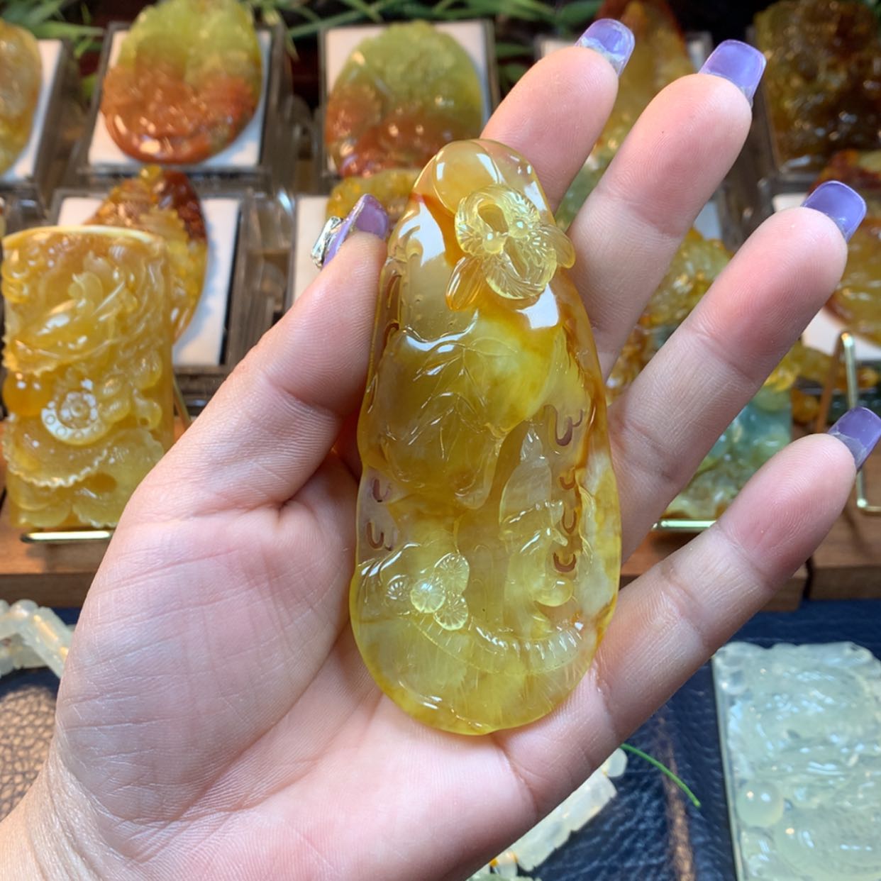 【闪购商品】蛇纹石玉颈饰未镶嵌