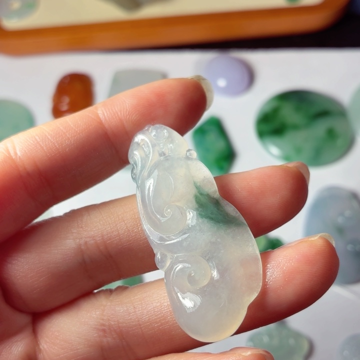 定制翡翠未镶嵌福利