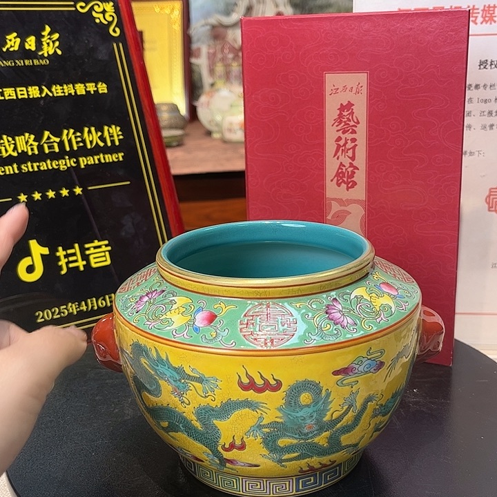 摆件瓷器瓷器瓷器瓷器