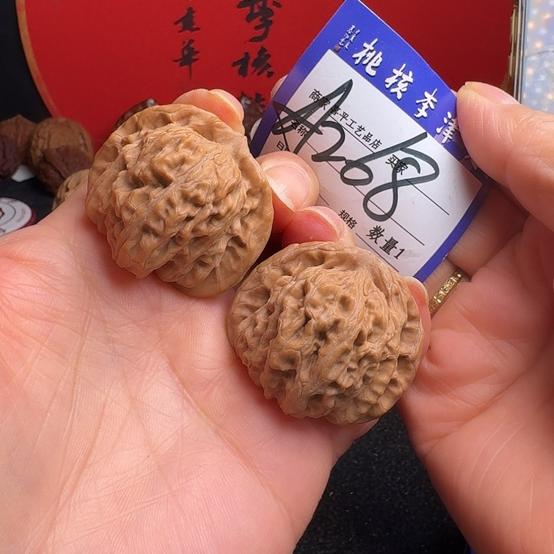 文玩核桃把件40毕业楼