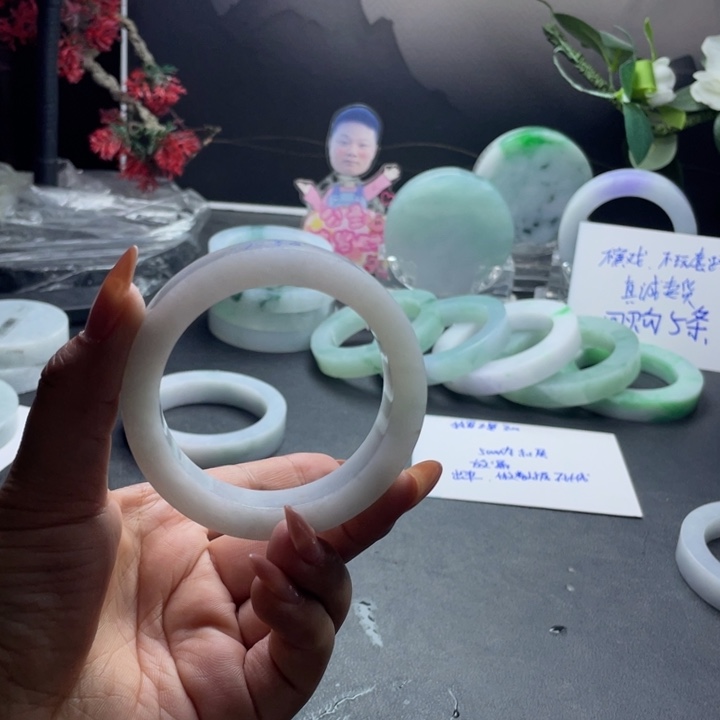 墨***佳定制翡翠未镶嵌翡翠