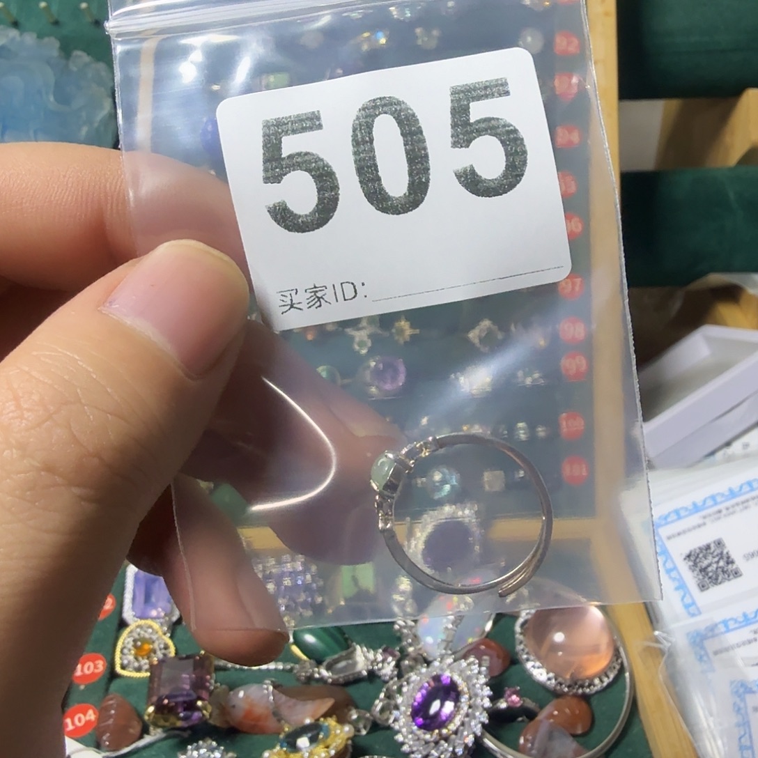 出***y翡翠银S925镶嵌戒指