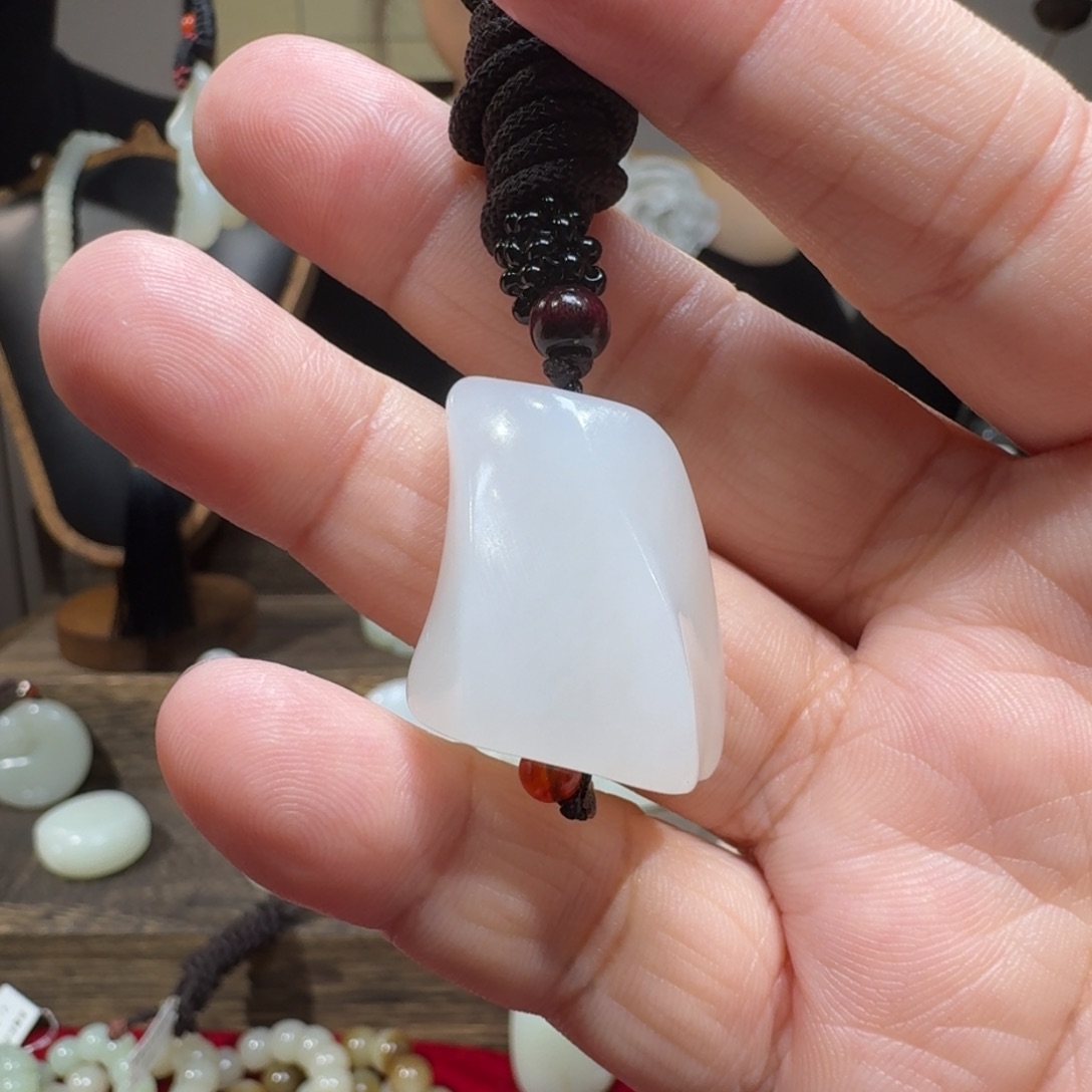 和田玉挂件未镶嵌