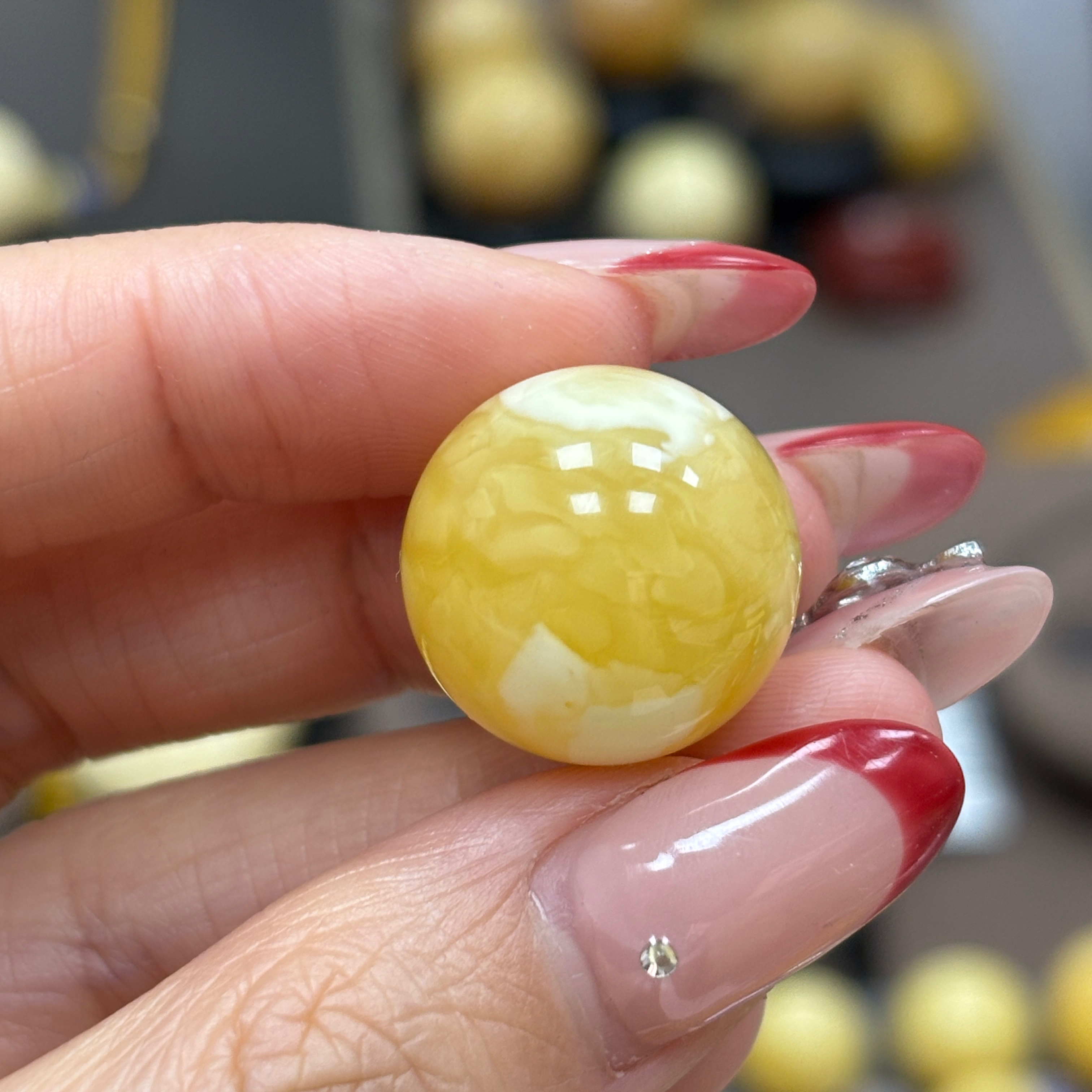 18.2mm 小妖珠宝天然原矿琥珀蜜蜡