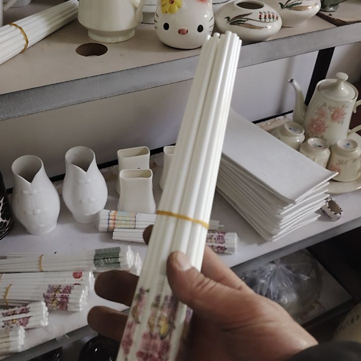 盘陶瓷盘子碗啥都有