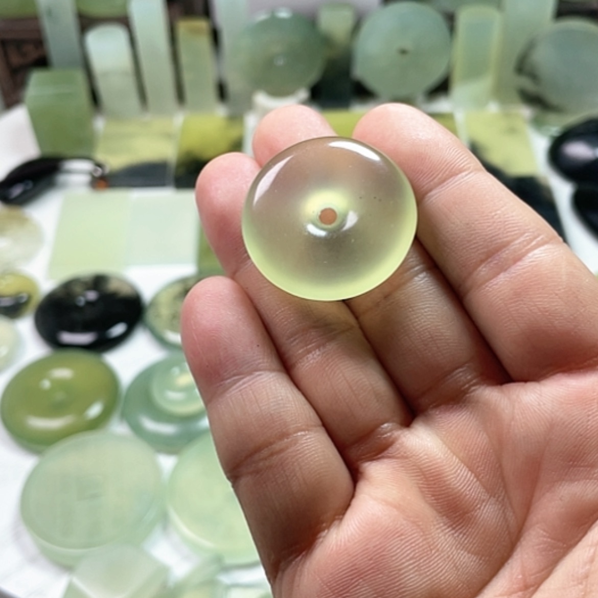 【闪购商品】未镶嵌岫玉挂件張****拿