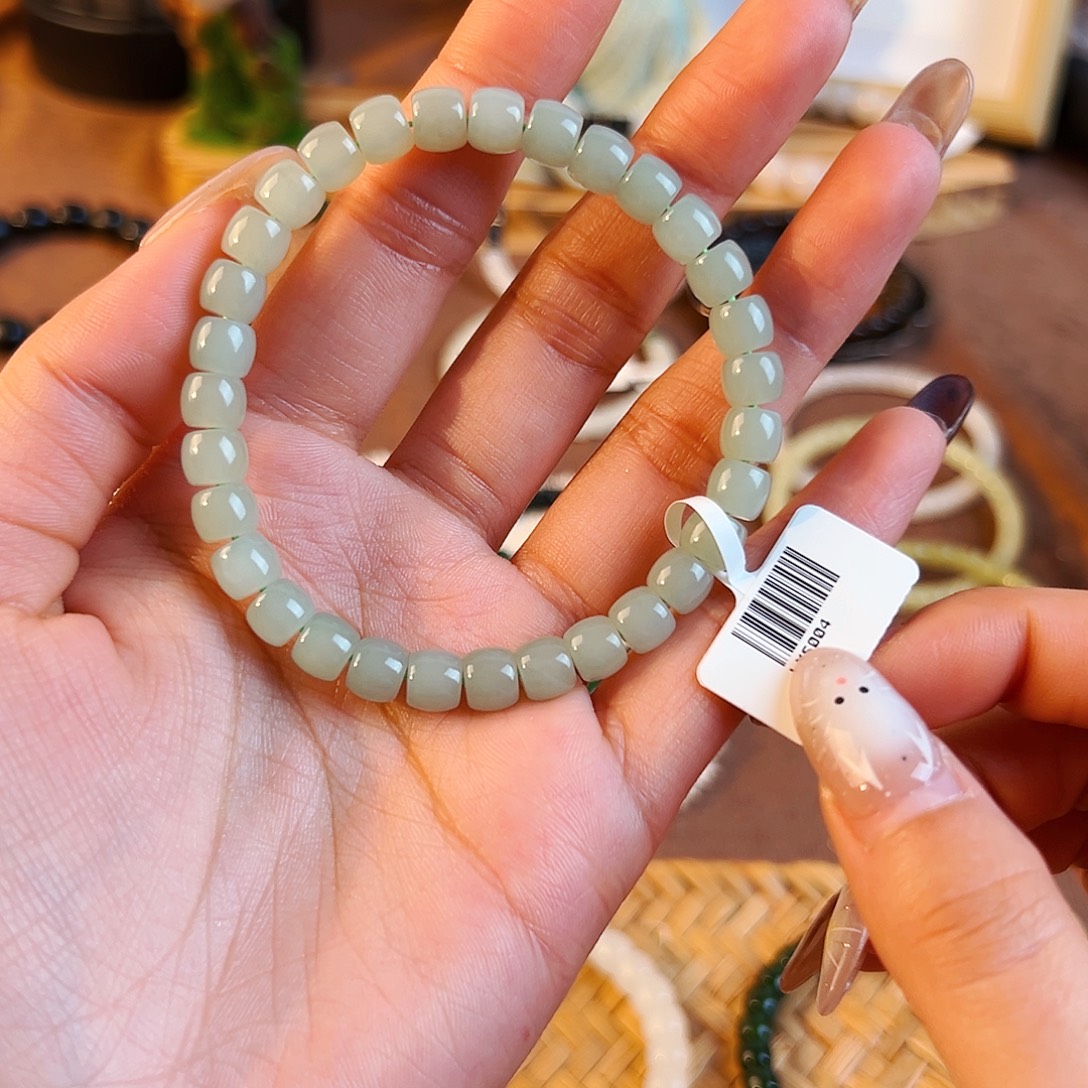 和田玉未镶嵌手串