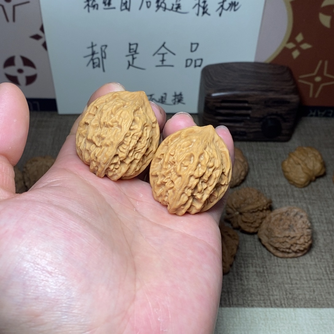 核桃全品山地老树鸡心38尺寸