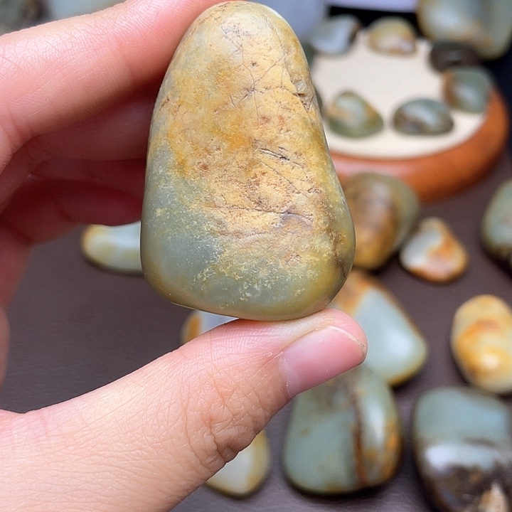 和田玉未镶嵌颈饰14
