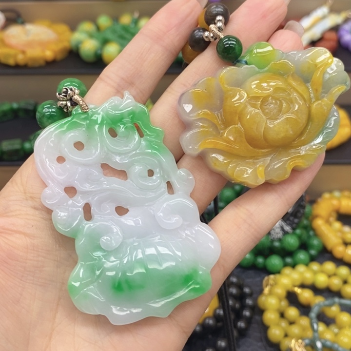 秋***叶翡翠未镶嵌颈饰项链25