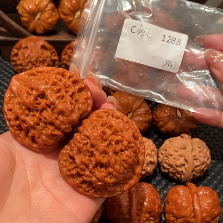 心***路文玩核桃把件精品