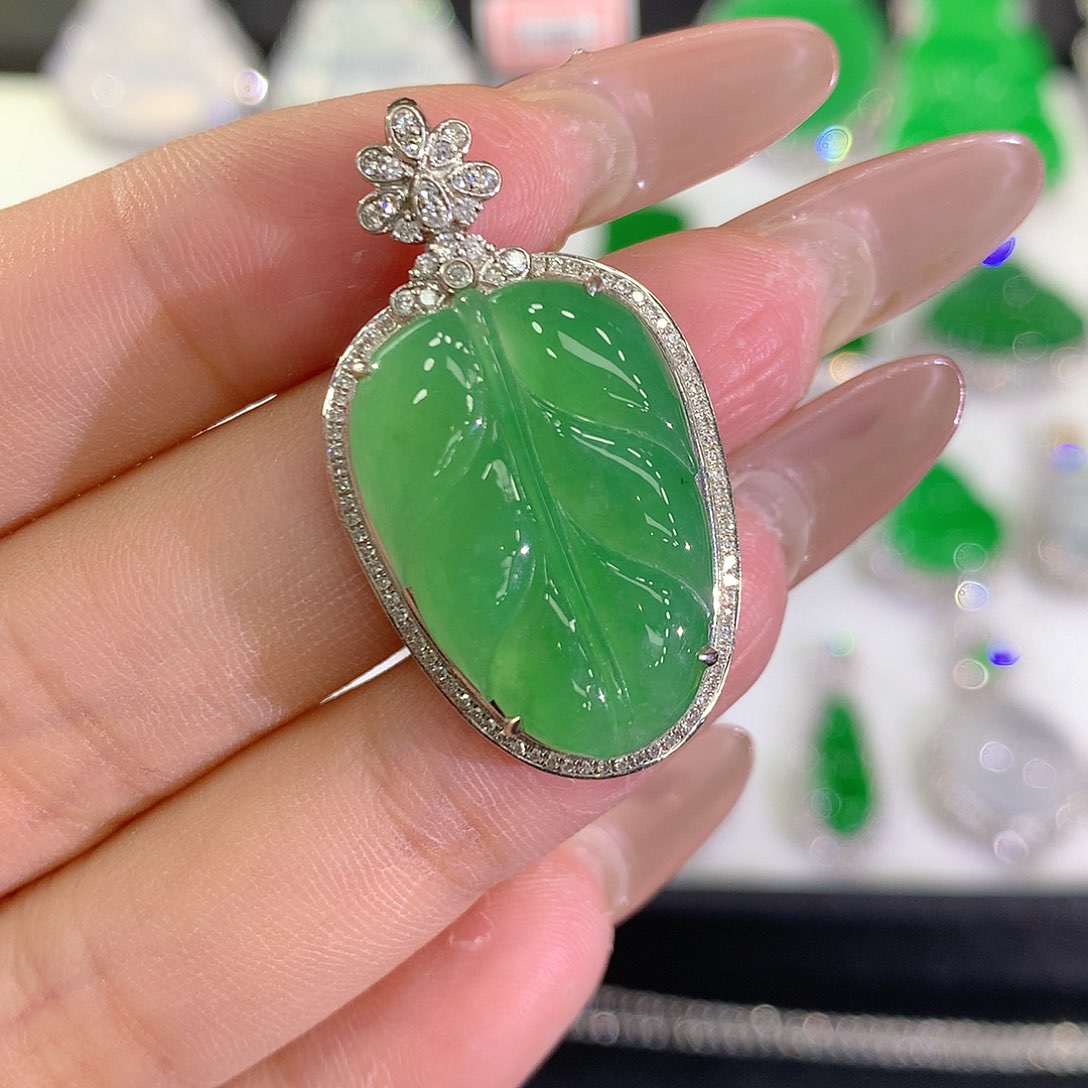 翡翠颈饰18K金镶嵌11111111111