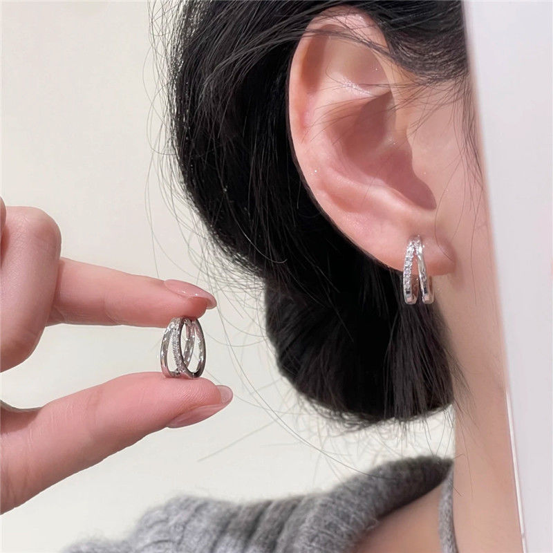 百搭银色耳扣简约时尚素款耳环女气质双层圈圈冷淡风耳饰d1