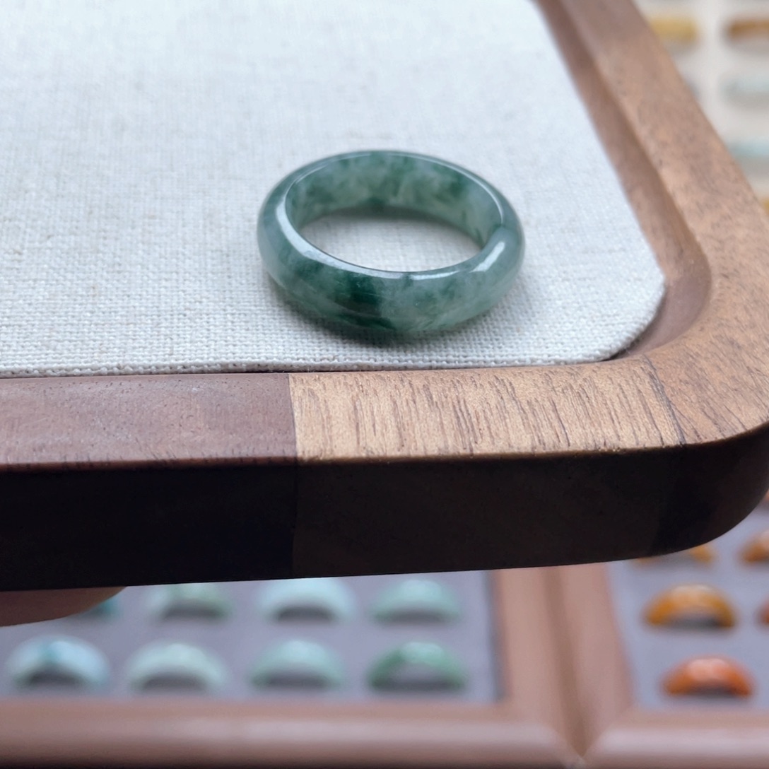 翡翠戒指未镶嵌2 号 18-19 港码 19 内径