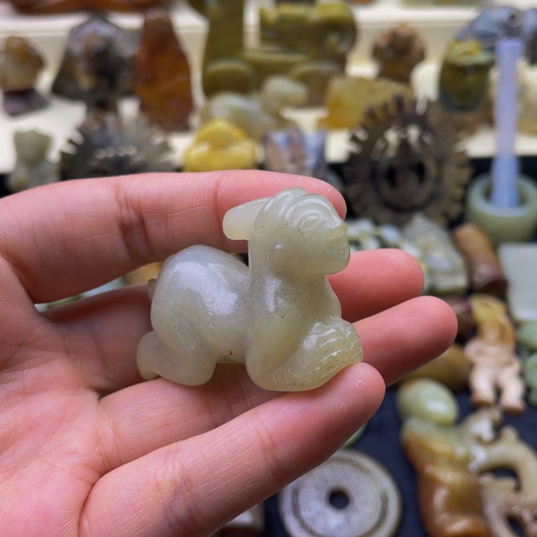 蛇纹石玉未镶嵌颈饰27