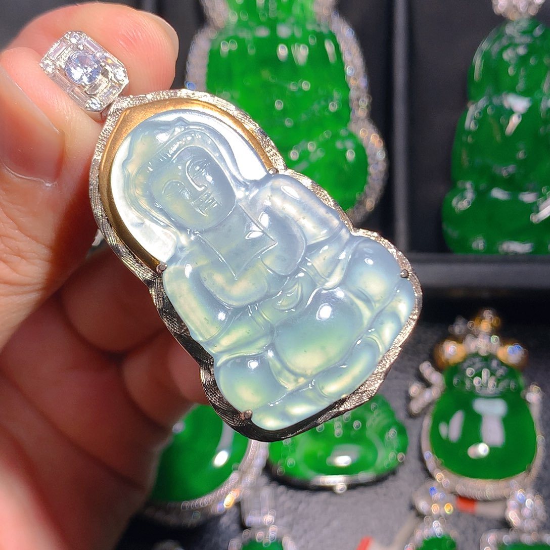吊坠(不含链)未镶嵌翡翠