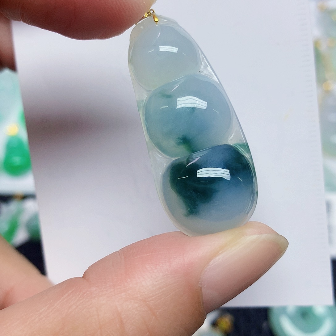 翡翠18K金镶嵌颈饰467890