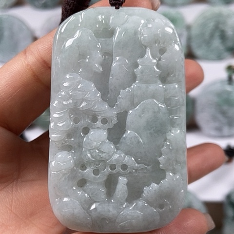 翡翠颈饰未镶嵌山水福利