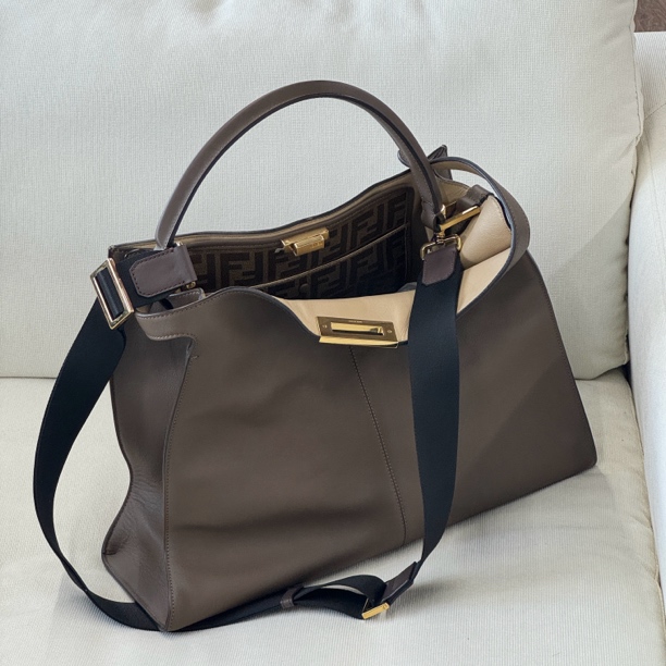 95新 FENDI/芬迪 chillvTg /斜挎包