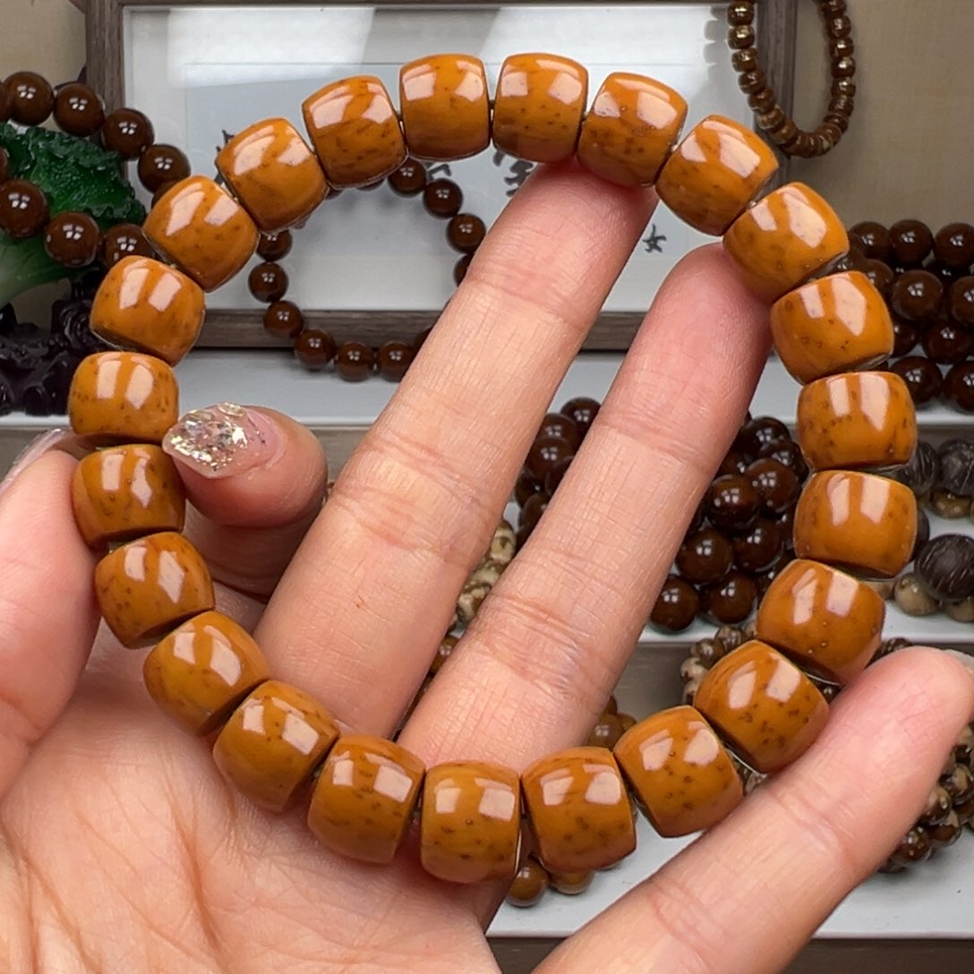 紫金鼠手串卡11实心直切 嘎嘎板正