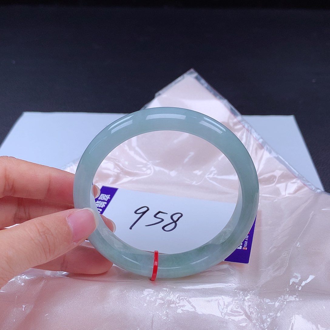 翡翠手镯未镶嵌62圈000392