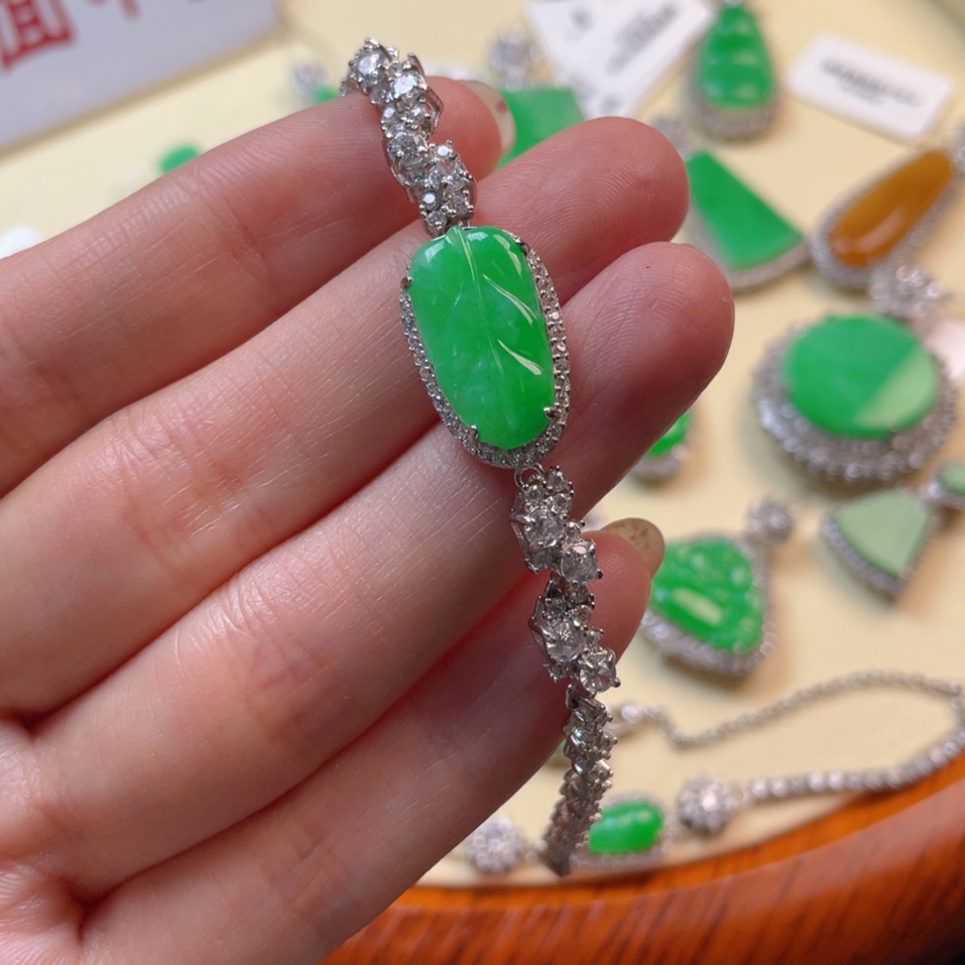 翡翠吊坠(不含链)银S925镶嵌