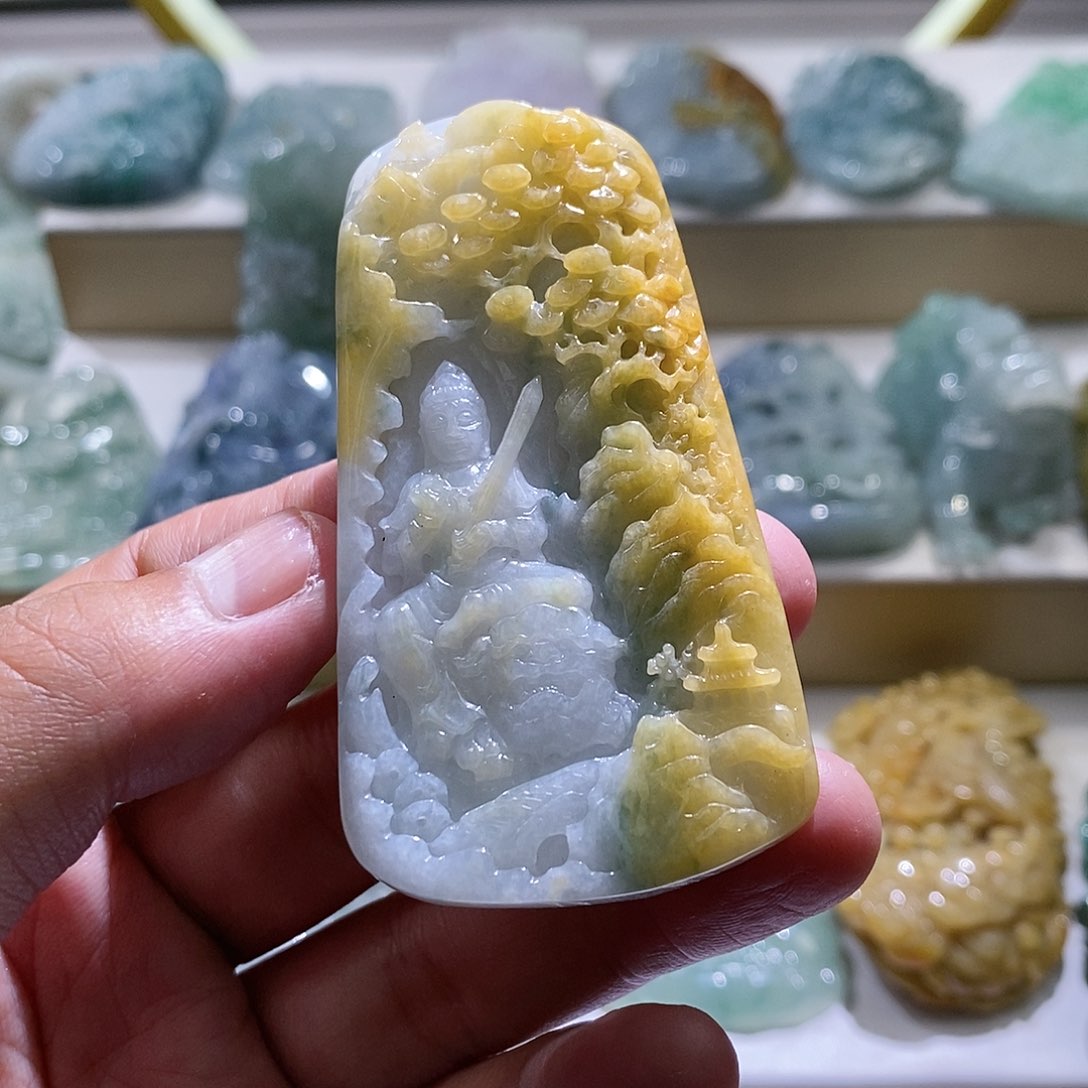 【闪购商品】翡翠颈饰未镶嵌山水文殊