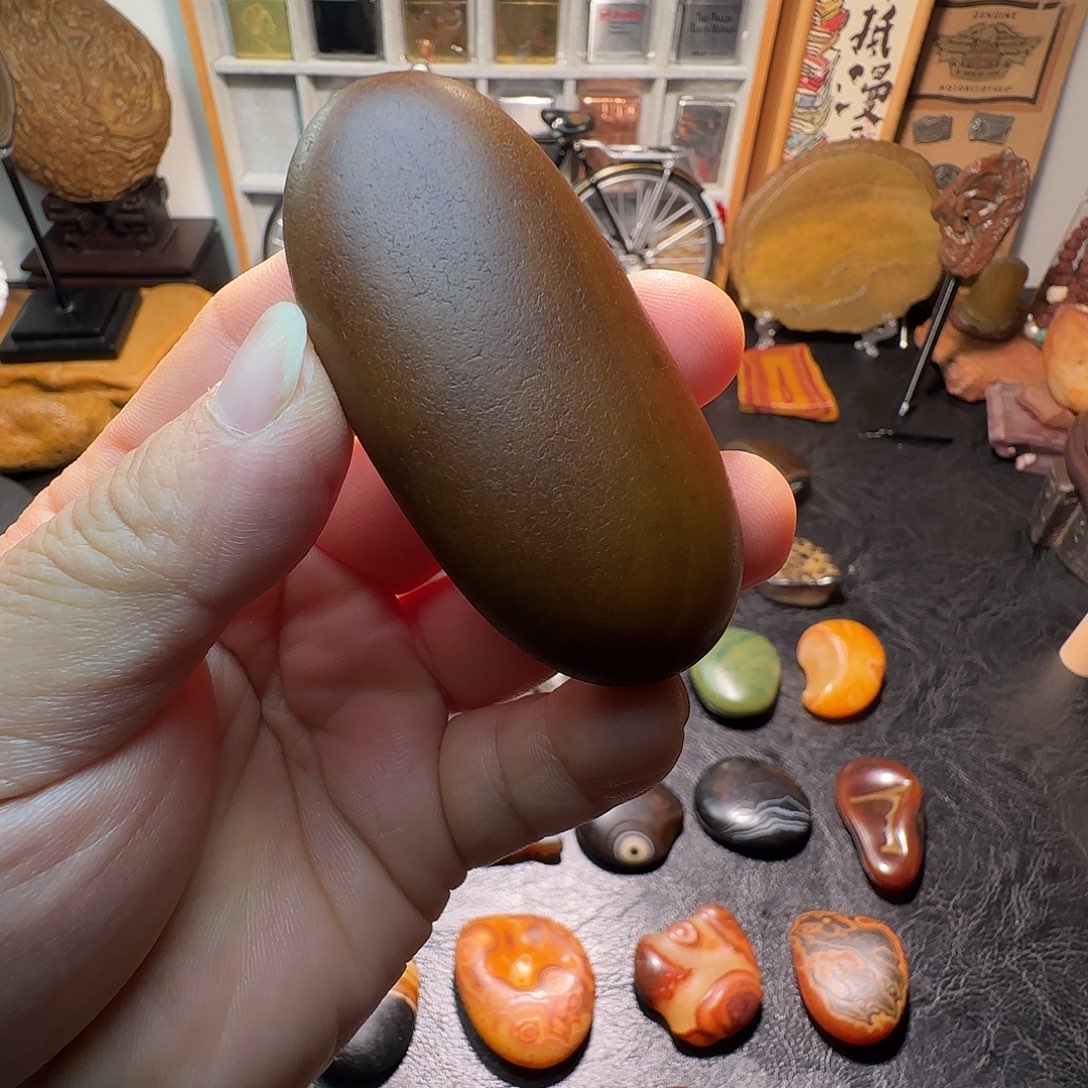 渼***街石材马料原石 小手玩