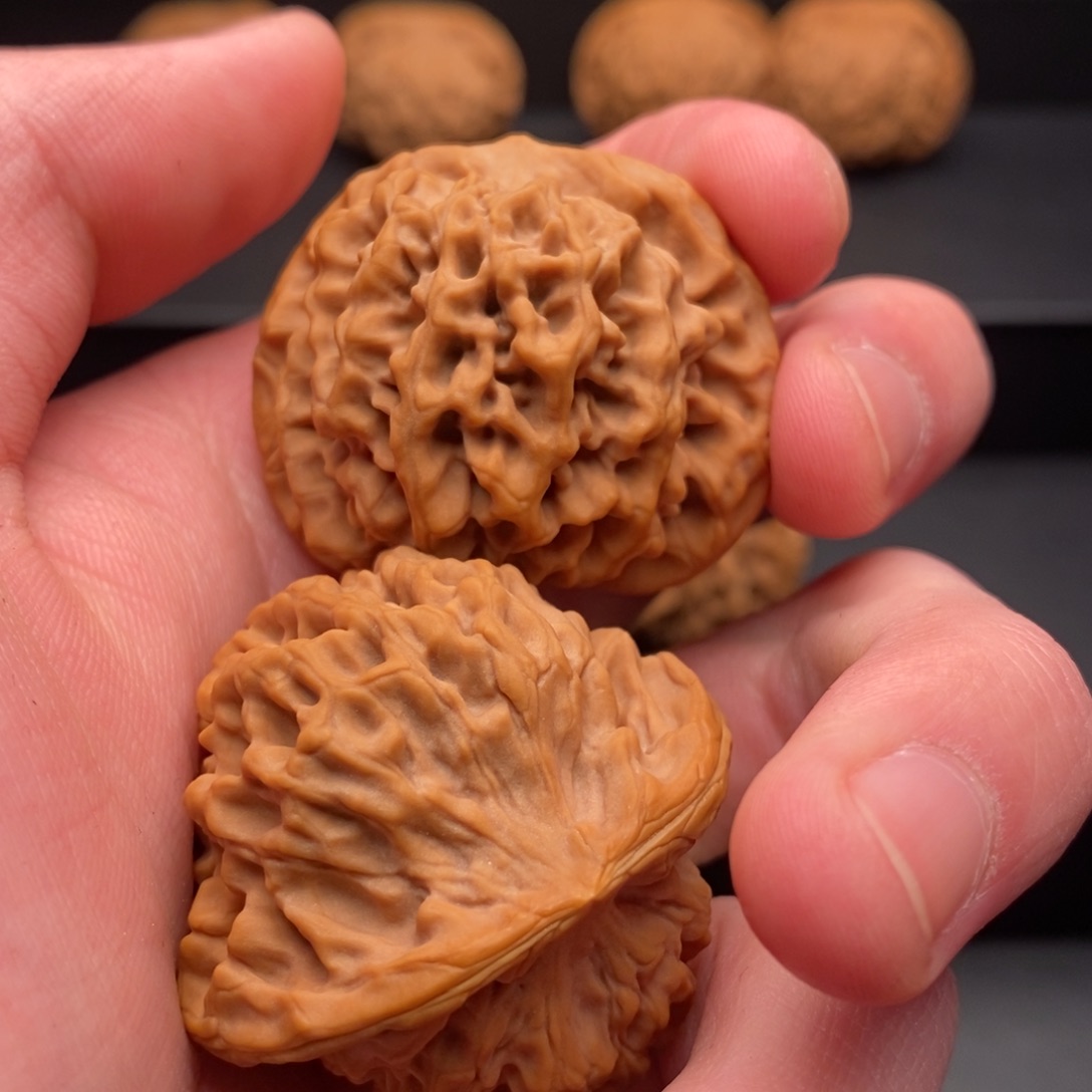 文玩核桃把件活**里秦闷