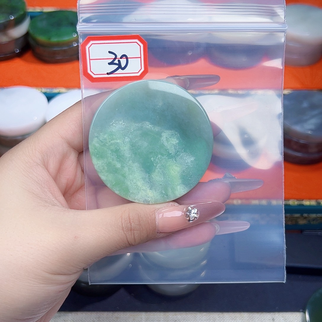 和田玉珠宝半成品未镶嵌