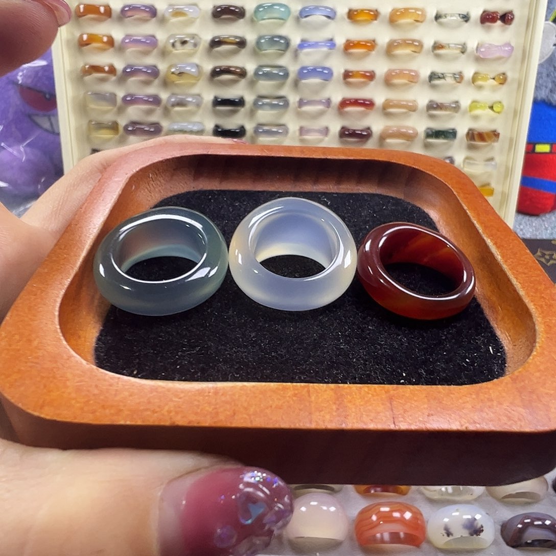 小***瘦玛瑙/玉髓未镶嵌戒指B30不退换17.2港15三只