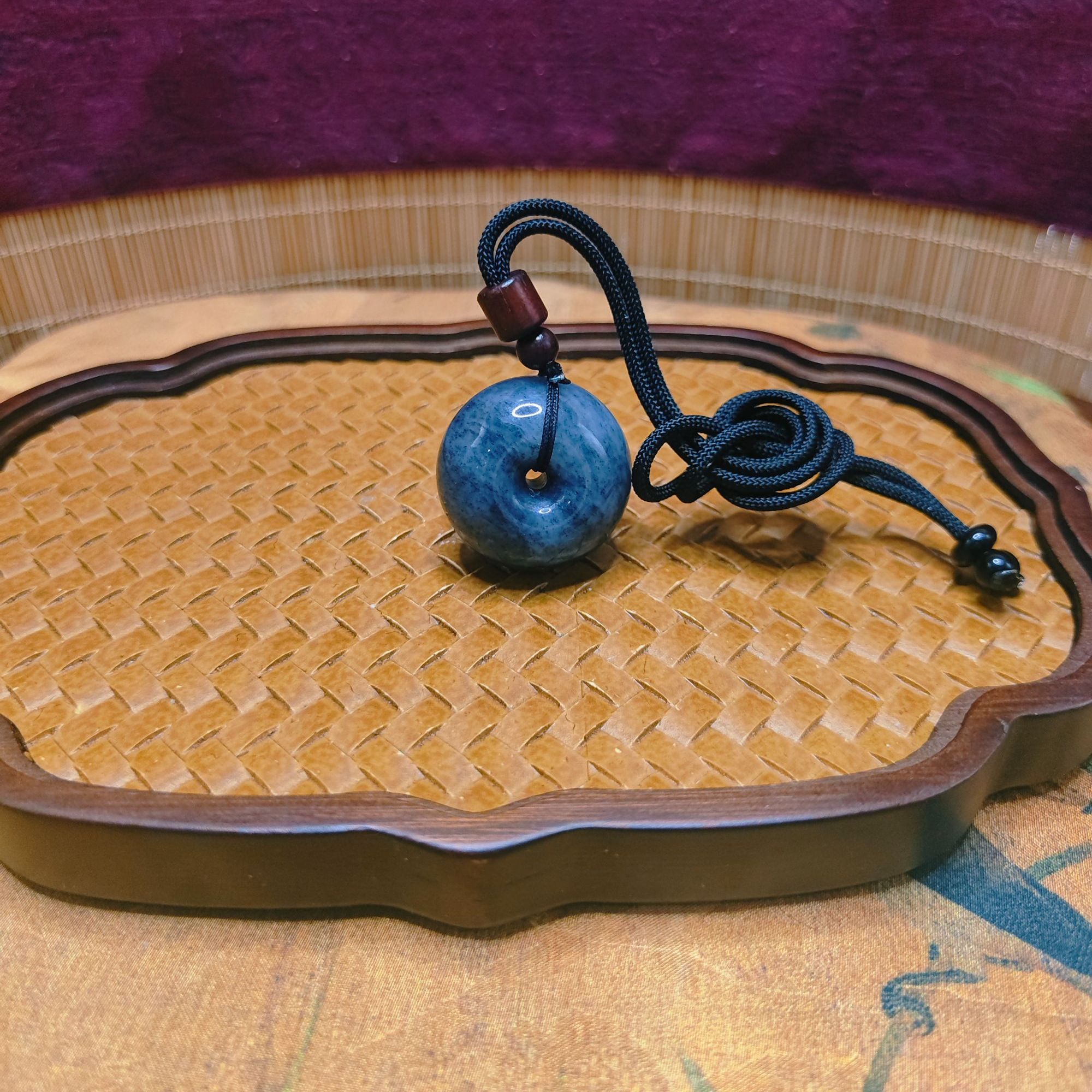 U和田玉点墨青花平安扣吊坠1662