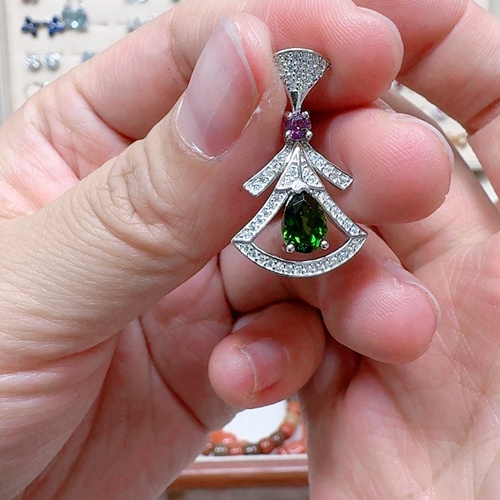 透辉石吊坠银S925镶嵌