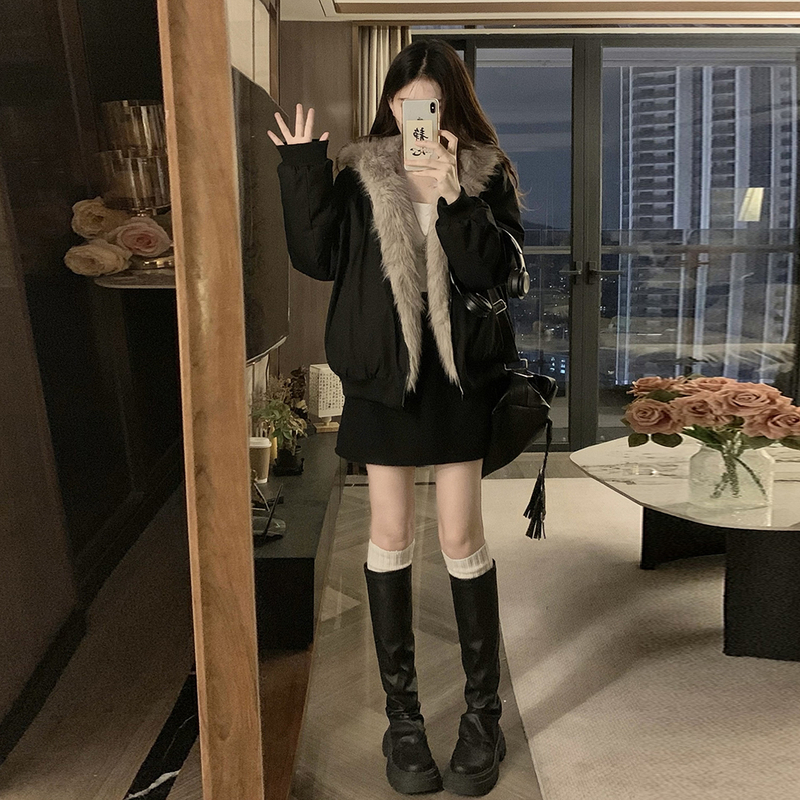 高级感超好看两面穿连帽外套女冬季宽松保暖毛毛夹克棉服