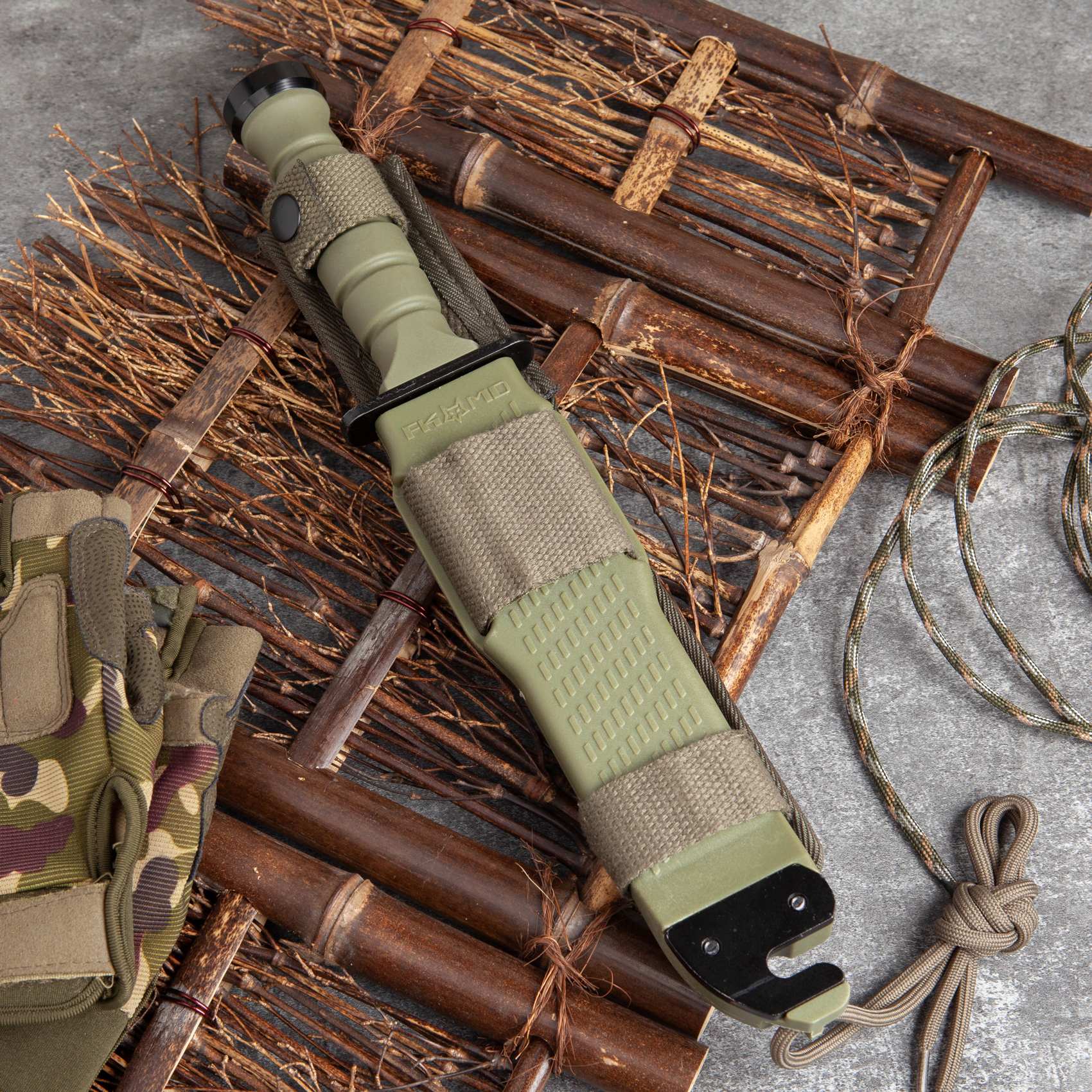 升级版狐狸一体龙骨户外家用多用刀具剔骨多功能小刀便携野营防滑